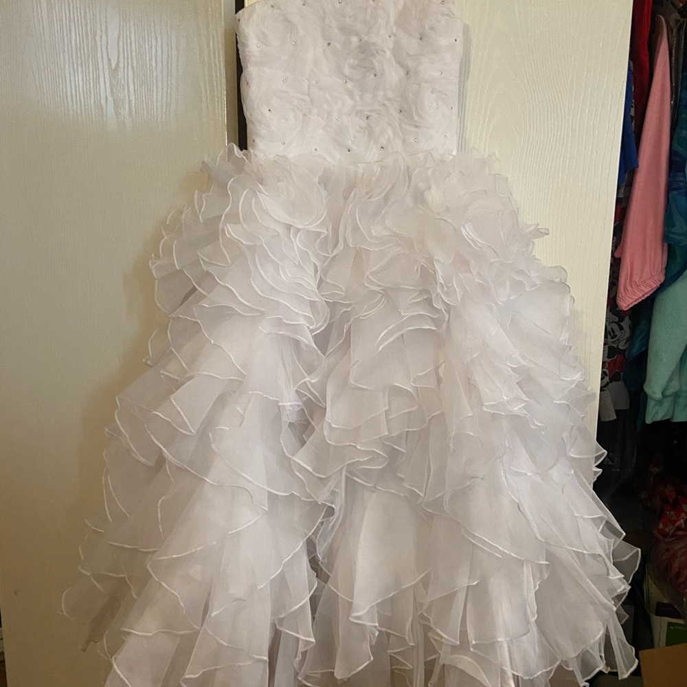 White Macis junior dress